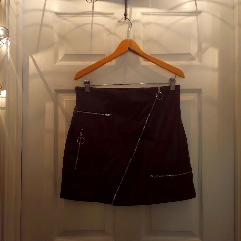 Fashion nova skirt